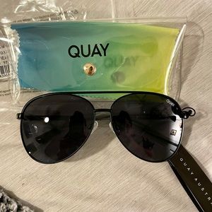 Quay Vivienne Sunglasses